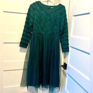 Dainty Jewell’s Emerald green dress